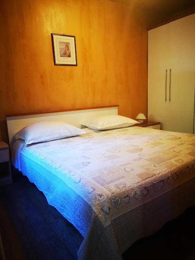 Apartment Marisa Porec Esterno foto